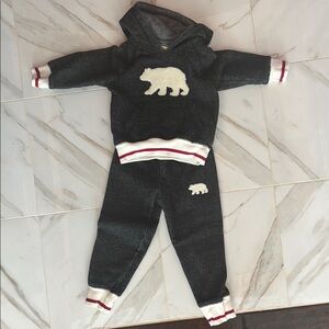 Baby Hatley heritage two piece hooded set size 2T